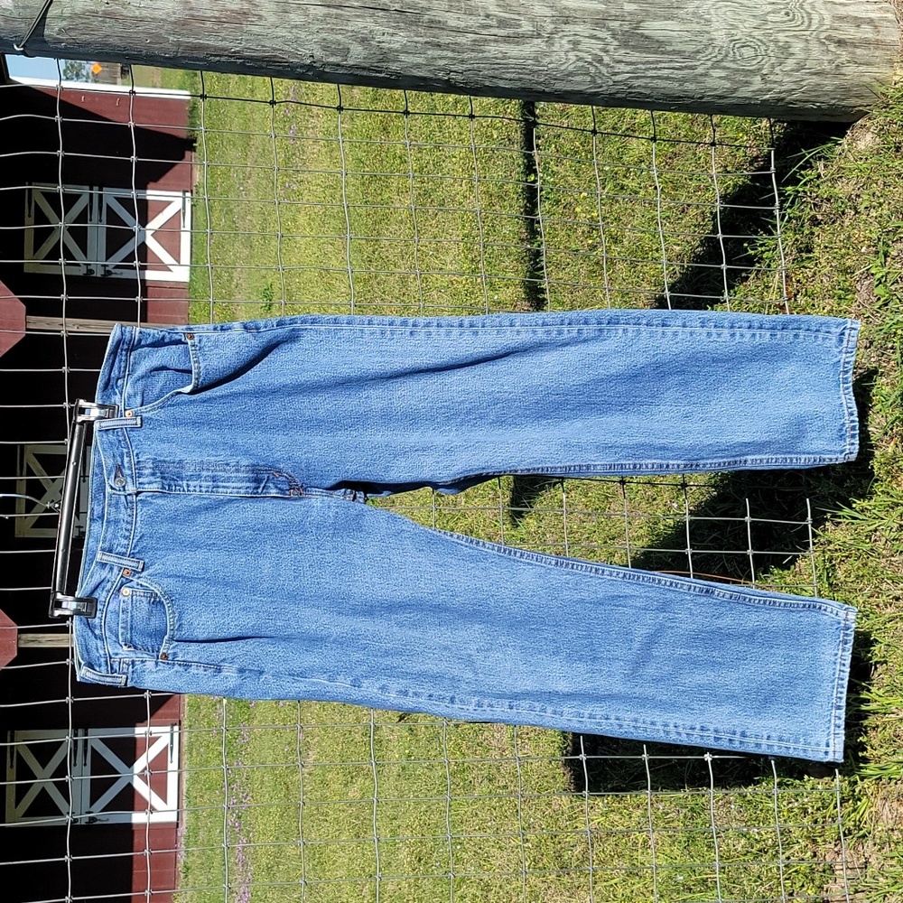 Levi 505 straight leg jeans 42x32 medium wash casual rodeo